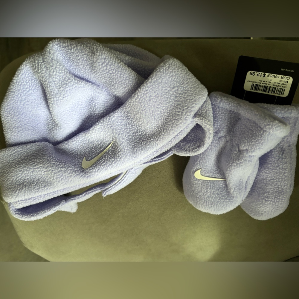 Nike Hat & gloves
